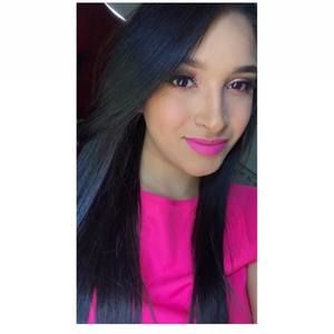 Meet your Posher, Crystal